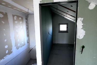 Vanzare casa P+M in Sendreni( in spatele Primariei), pret 99 000 euro - 8