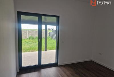 Duplex de vanzare cu 3 camere - zona Mosnita Noua - 5