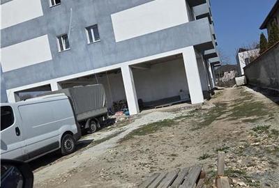 Spatiu Comercial Parter si Curte - in Constructie - 5