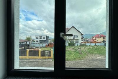 Ap.2 cam, parter, 67 mp utili, BLOC 6 FERMELOR,Preț 72.727 €+TVA 21% - 8