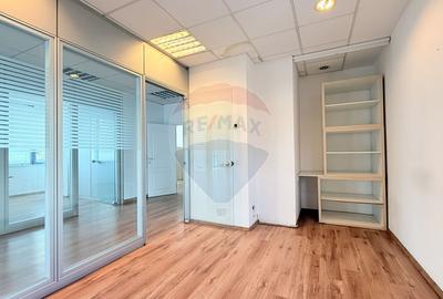 Spațiu de birouri de  închiriat în zona P-ta Victoriei - 5