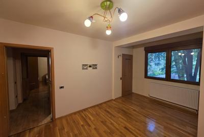 🏡 Apartament cu 4 camere situat în zona Facultății de Medicină- 2475 - 10