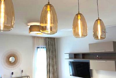 Apartament cu 3 camere decomandat, mobilat în Băneasa