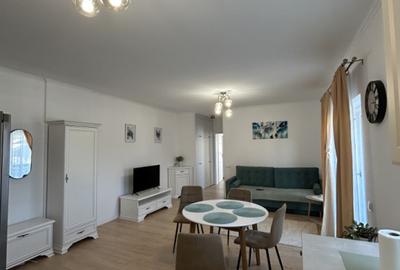 Apartament cu 2 camere semidecomandat, mobilat în Florești