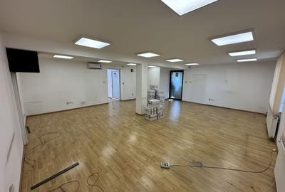Spatiu de birou -zona strada Cluj/ 4 locuri de parcare - 1