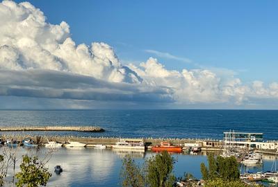 Peninsula , Piata Ovidiu - 8