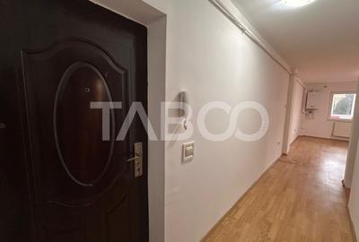 Garsoniera de vanzare 40 mpu etaj intermediar balcon Sibiu - 5