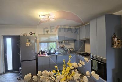 De vanzare Casă / Duplex - 5