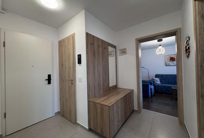 Coresi Avantgarden - Kasper, de inchiriat apart. cu doua camere - open space - 15