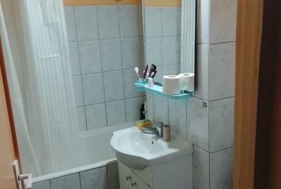 Inchiriez apartament 2 camere - 2