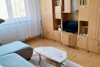 Apartament cu 2 camere semidecomandat în Astra