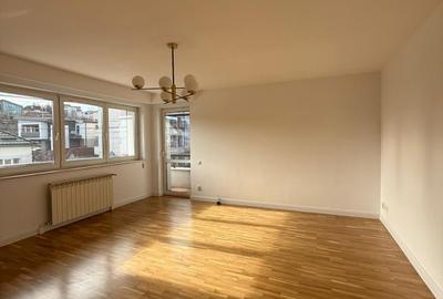 Duplex cu 6 camere în Andrei Mureșanu