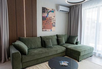 Zona Pădurii Băneasa:Apartament 3 Camere - 4