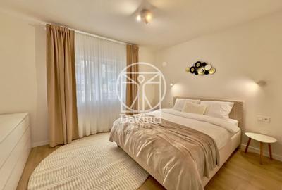 Apartament cu 3 camere decomandat în Exterior Vest