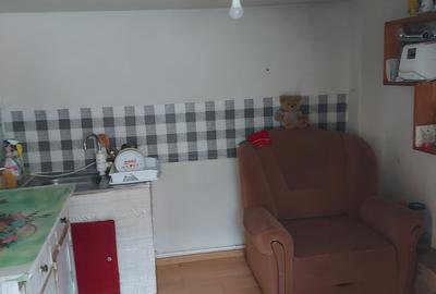 Casa zona Puskin scoala 1 - 7