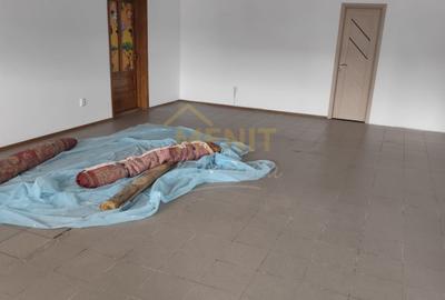 Spatiu comercial Baicoi - 2