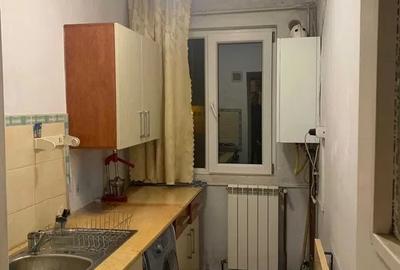 Apartament cu 2 camere, etaj 1/4, zona Alexandru cel Bun - 4