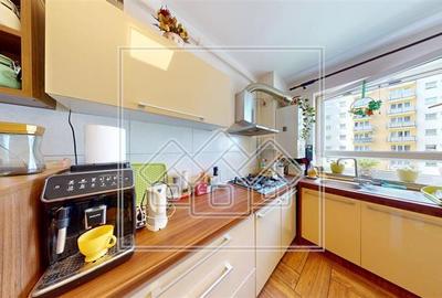 Apartament de vanzare in Sibiu - decomandat - 2 camere si balcon - 4