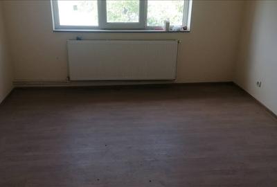 Apartament cu doua camere situat in zona centrala a mun. Focsani. - 2