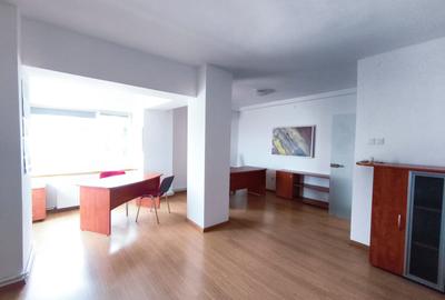 Apartament cu 4 camere/ birou - situat in Centrul Civic - 108 mp - 5