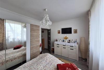 Apartament 2  camere decomandat , zona Mioritei - 4