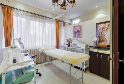 Spatiu comercial versatil - 10
