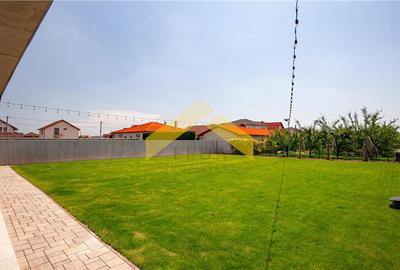 Casa noua la sol de vanzare in Livada - 25