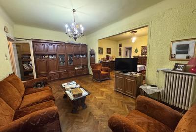 Vanzare apartament patru camere in vila Cotroceni Romniceanu piata metrou - 1