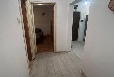 DOROBANTI - str Amman etaj 1 - 10