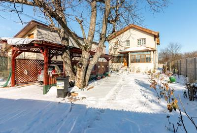 Casă cu 4 camere în Giulești Sârbi