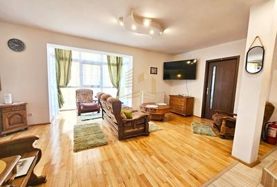 Apartament cu 7 camere decomandat în Borhanci