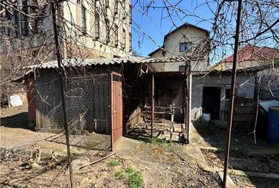 Casa de vanzare l 1040 MP Curte l Front 35 MP l Grigorescu - 18