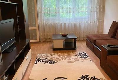 Apartament cu 3 camere decomandat în Sălăjan