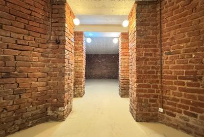 De inchiriat vilă interbelică restaurată - 354 mp utili - D+ P + 1+M  - Capitale - 27