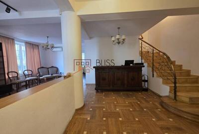 Casă / Vilă 12 camere în zona Nordului - 6