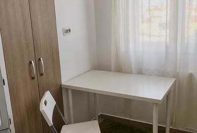 3 camere între metrou Unirii și Tineretului, Parcul Carol, vedere Casa Poporului - 6
