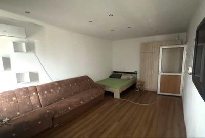 Apartament 2 camere Nicolina - 1