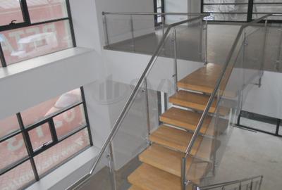 REC0000626 Spatiu showroom PARTER si MEZANIN - 14