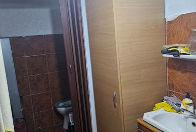 Spatiu comercial zona Sala Sporturilor Pret: 85.000 neg. COMISION 0 - 16