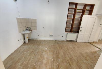 Spatii Birouri - 1200 mp - Zona Centrala - 12