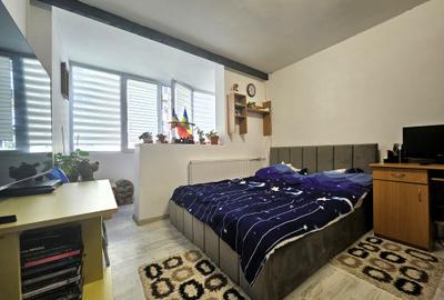 Vanzare apartament 3 camere / Rahova / Al. Costinesti / etaj  2 /4  / comision 0 - 3