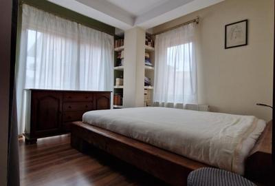 Apartament cu 2 camere semidecomandat, mobilat în Florești