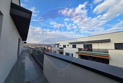 Apartament 3 camere, zona Între Lacuri - 12