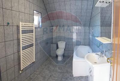 Casă cu mansardă cu 5 camere de vânzare în zonă metropolitană Paleu - 14