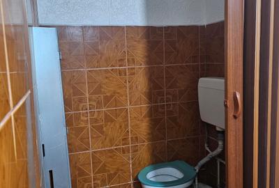 Spatiu comercial zona Sala Sporturilor Pret: 85.000 neg. COMISION 0 - 9