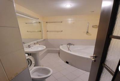 Apartament trei camere , Zona Decebal.sector 3 Bucuresti - 8