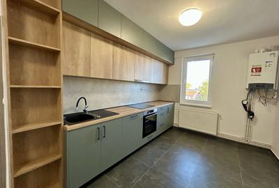 Apartament cu 2 camere decomandat, mobilat în Central
