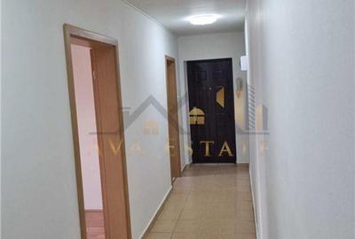 2 Camere, DECOMANDAT,  Mansarda - ZONA GIROCULUI - 3