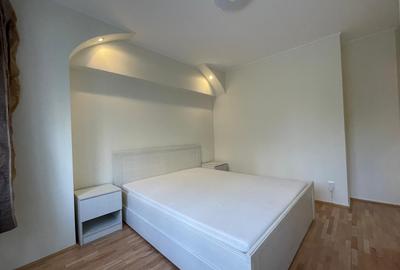 Apartament cu 4 camere decomandat în Dristor