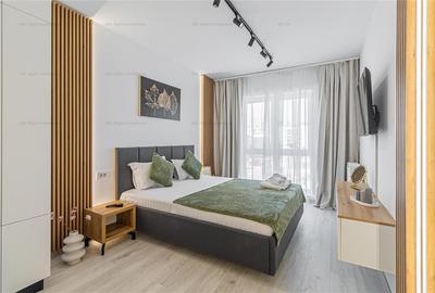 Apartament cu 3 camere decomandat, mobilat în Tractorul